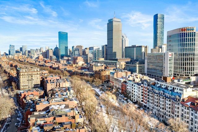 382 Commonwealth Ave 24, Boston, MA 02215