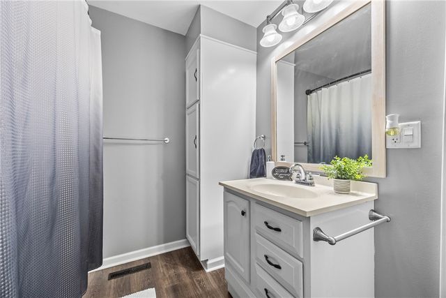 8657 Travell Road, Lyons, NY 14489