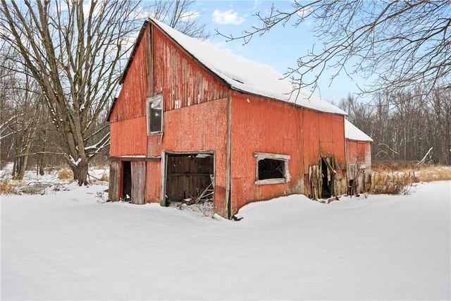 8657 Travell Road, Lyons, NY 14489