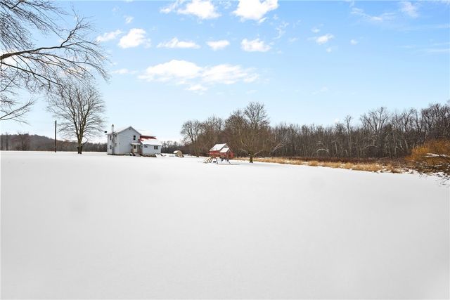 8657 Travell Road, Lyons, NY 14489