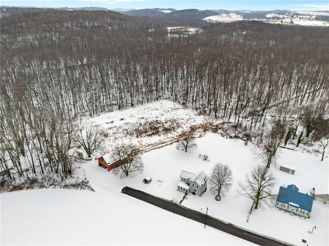 8657 Travell Road, Lyons, NY 14489
