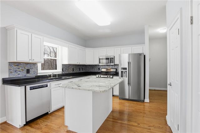 175 Berkeley Way, Dallas, GA 30157