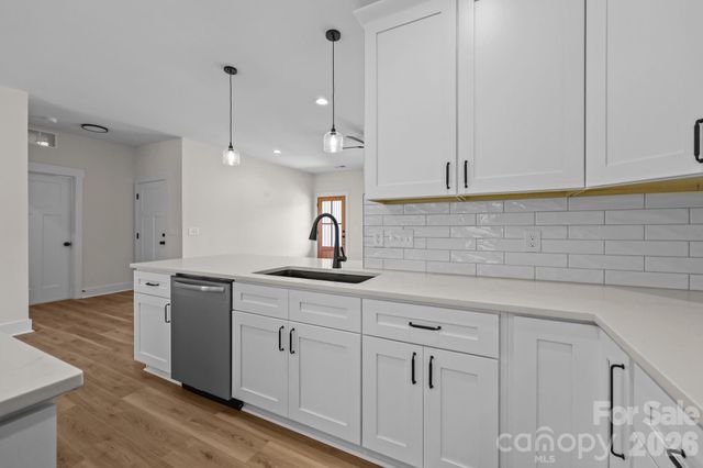 1401 Gentry Place, Salisbury, NC 28146