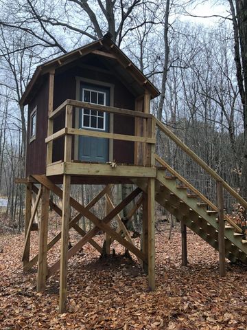 243 W Turkey Lane, Lincoln Twp-newaygo, MI 49349