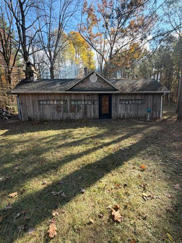 243 W Turkey Lane, Lincoln Twp-newaygo, MI 49349