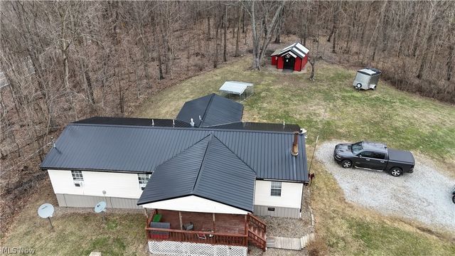 33127 State Route 83, Millersburg, OH 44654