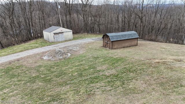 33127 State Route 83, Millersburg, OH 44654