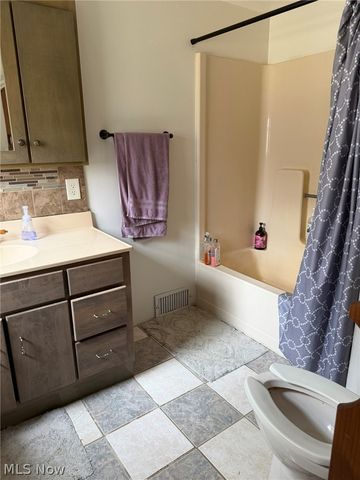 33127 State Route 83, Millersburg, OH 44654