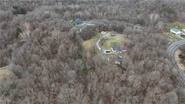 33127 State Route 83, Millersburg, OH 44654