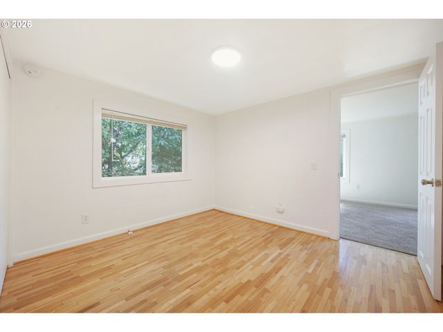 865 W 28TH Ave, Eugene, OR 97405