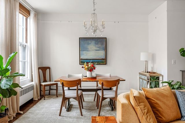 92 Chestnut St, Boston, MA 02108