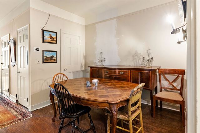 92 Chestnut St, Boston, MA 02108