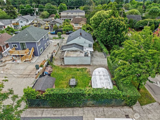 1002 S Sullivan Street, Seattle, WA 98108