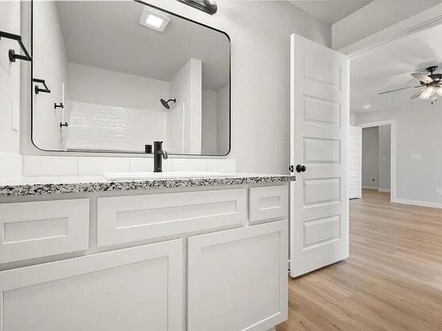 2304 Abbeville Avenue, Wolfforth, TX 79382