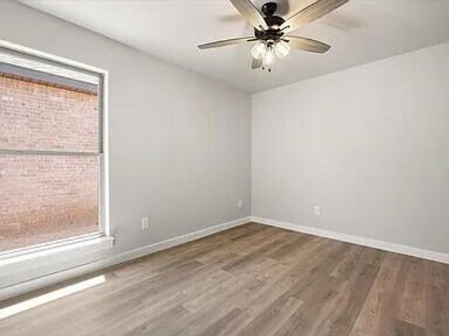 2304 Abbeville Avenue, Wolfforth, TX 79382