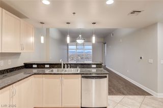 150 Las Vegas Boulevard 1716, Las Vegas, NV 89101