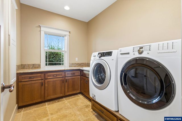 8161 Mystical Ln SE, Salem, OR 97317