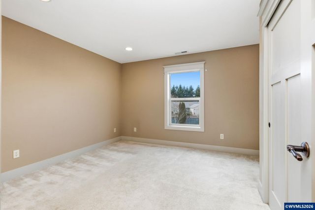 8161 Mystical Ln SE, Salem, OR 97317