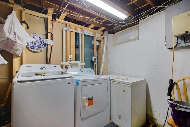 402 Webster Avenue, Cranston, RI 02920