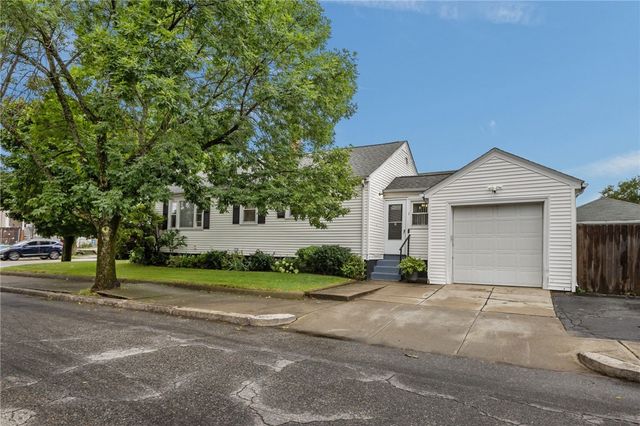 402 Webster Avenue, Cranston, RI 02920
