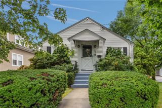 402 Webster Avenue, Cranston, RI 02920