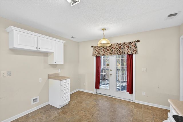 353 Marble Lane, Boiling Springs, SC 29316