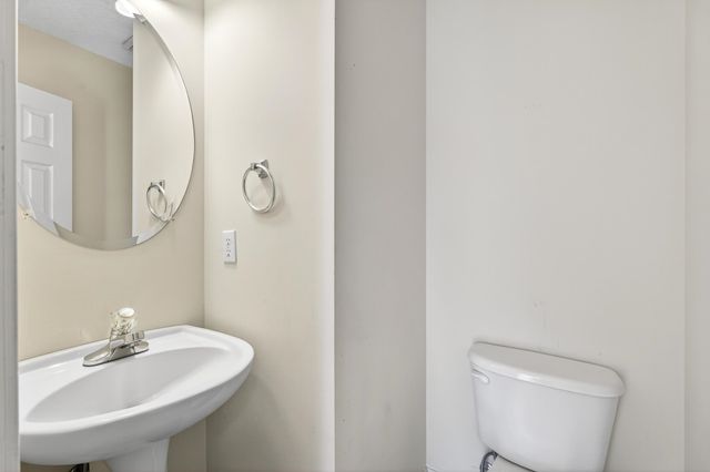 353 Marble Lane, Boiling Springs, SC 29316