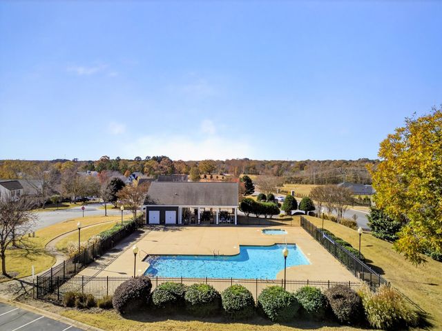 353 Marble Lane, Boiling Springs, SC 29316