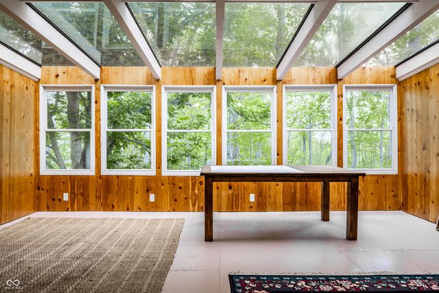 402 Kessler Boulevard West Drive, Indianapolis, IN 46228