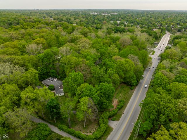 402 Kessler Boulevard West Drive, Indianapolis, IN 46228