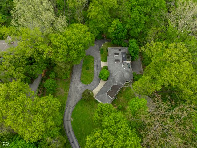 402 Kessler Boulevard West Drive, Indianapolis, IN 46228