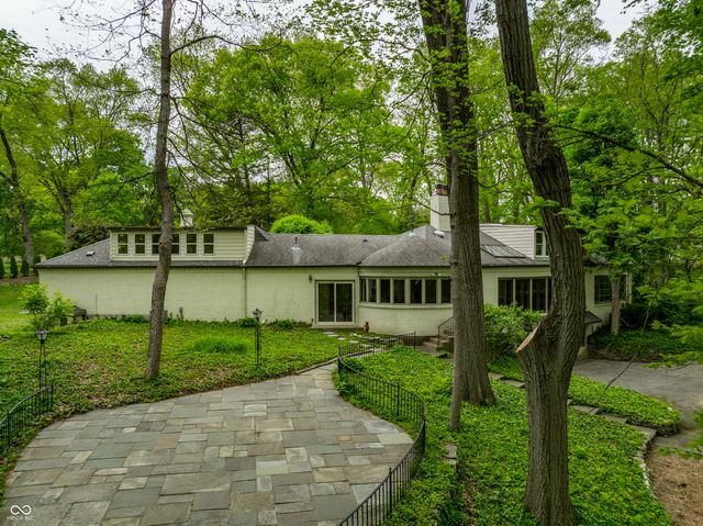 402 Kessler Boulevard West Drive, Indianapolis, IN 46228