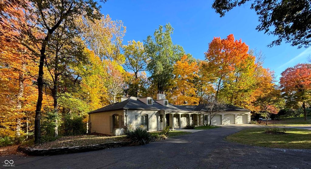 402 Kessler Boulevard West Drive, Indianapolis, IN 46228