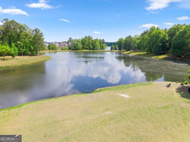 537 Redfish Way, Hoschton, GA 30548