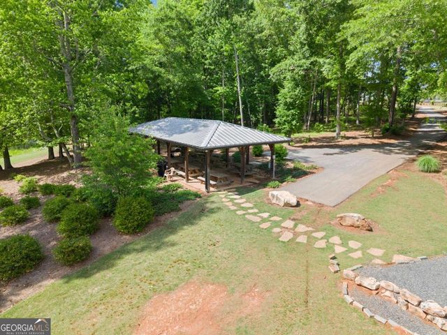 537 Redfish Way, Hoschton, GA 30548
