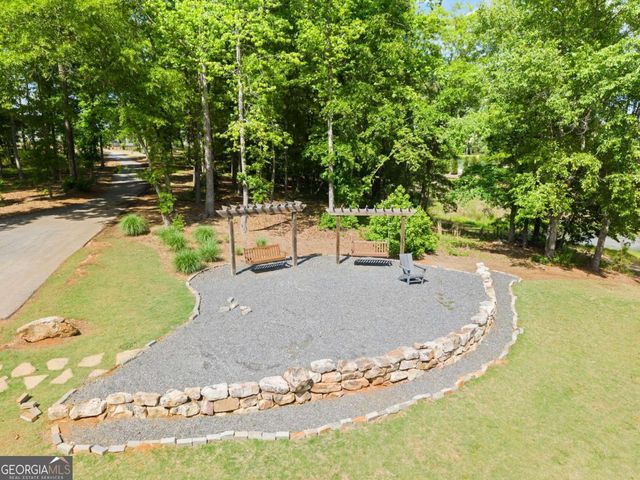 537 Redfish Way, Hoschton, GA 30548