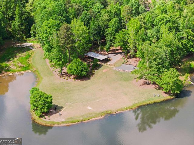 537 Redfish Way, Hoschton, GA 30548