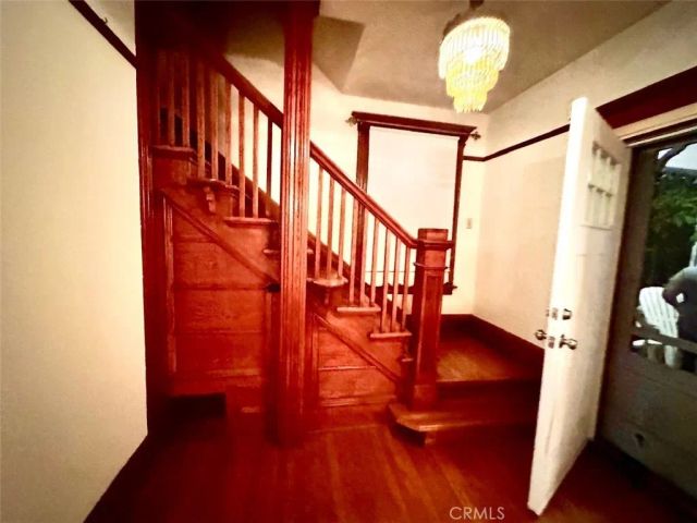 572 N La Cadena, Colton, CA 92324