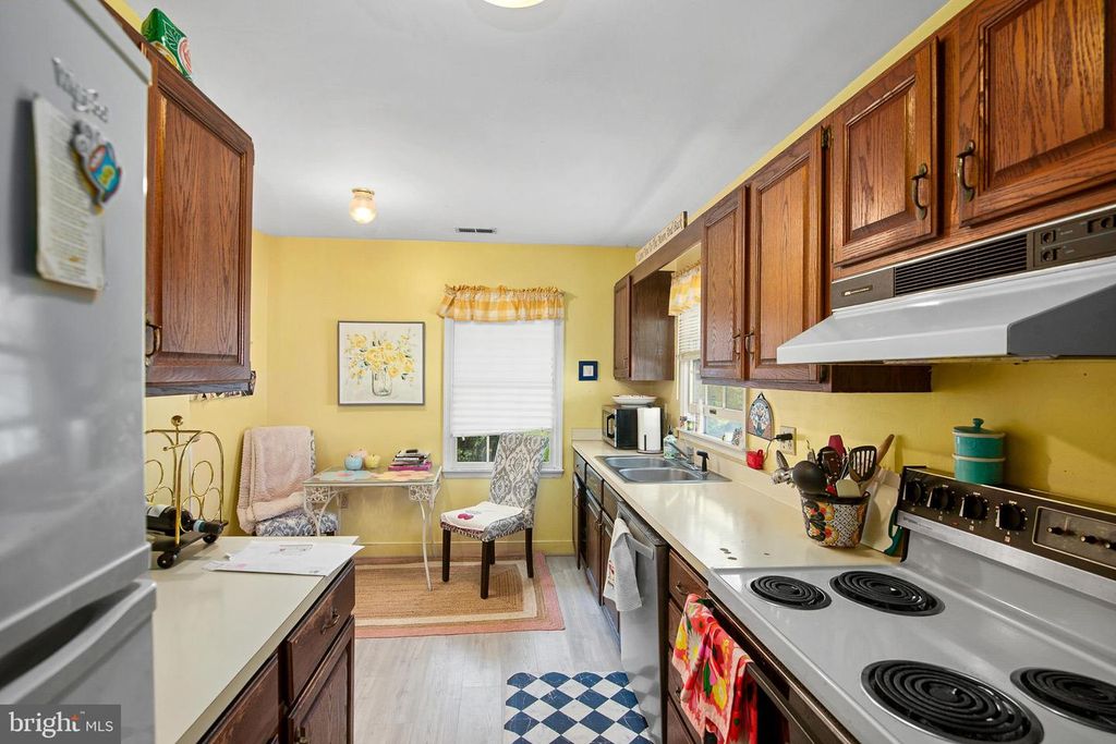 Image 10 of property listing at 1205 - 1206 WASHINGTON DR, Saint Michaels, MD 21663