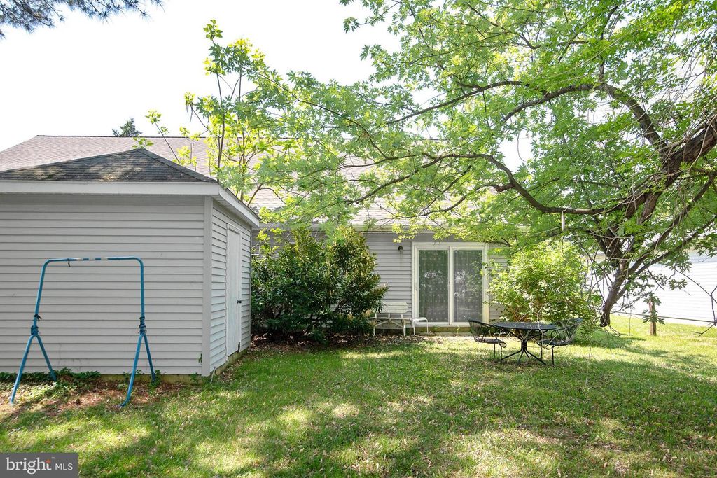 Image 16 of property listing at 1205 - 1206 WASHINGTON DR, Saint Michaels, MD 21663