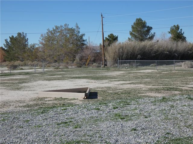 3550 Newberry Avenue, Pahrump, NV 89048