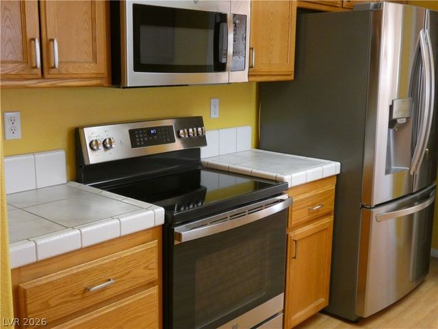 3550 Newberry Avenue, Pahrump, NV 89048