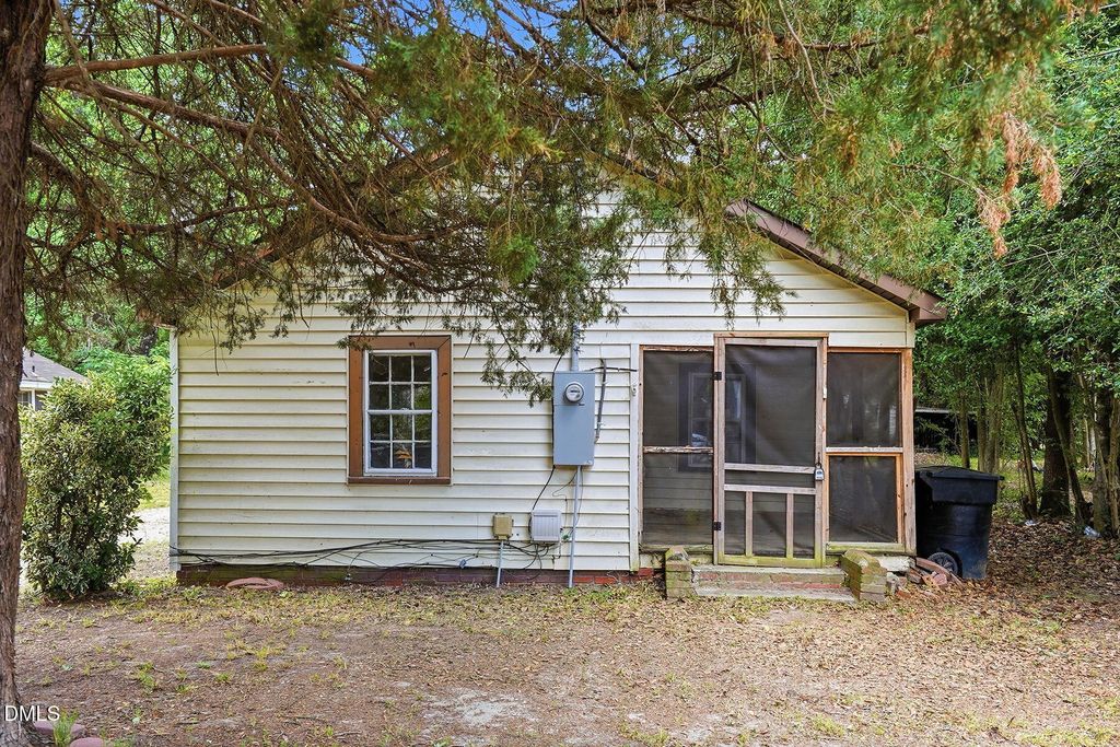 207 2nd Street, Erwin, NC 28339