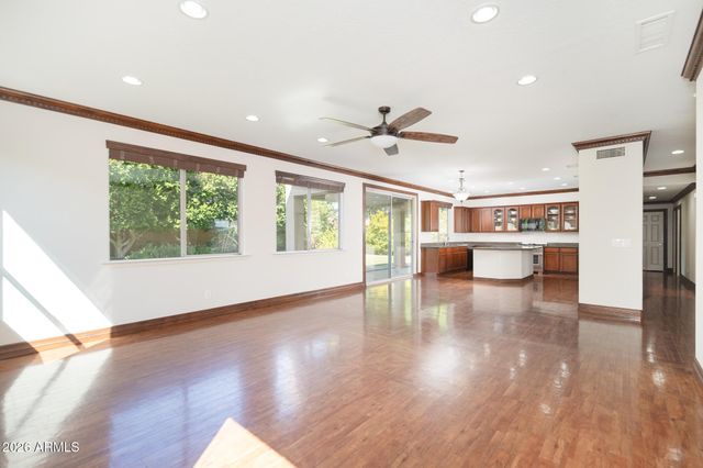 15124 W HIGHLAND Avenue, Goodyear, AZ 85395