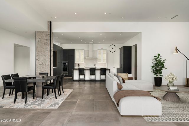 6917 E CACTUS WREN Road, Paradise Valley, AZ 85253