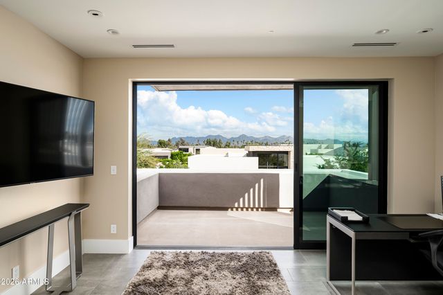 6917 E CACTUS WREN Road, Paradise Valley, AZ 85253