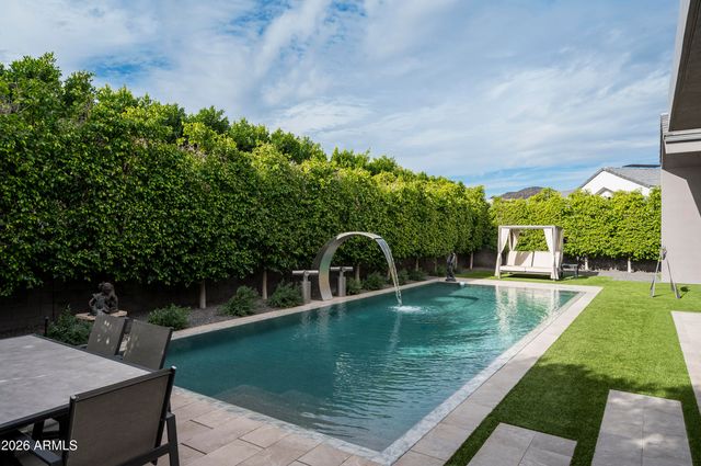 6917 E CACTUS WREN Road, Paradise Valley, AZ 85253