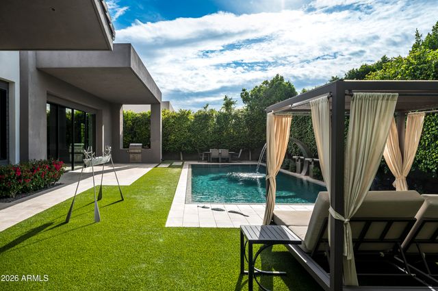 6917 E CACTUS WREN Road, Paradise Valley, AZ 85253