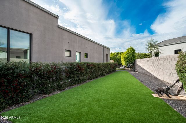 6917 E CACTUS WREN Road, Paradise Valley, AZ 85253