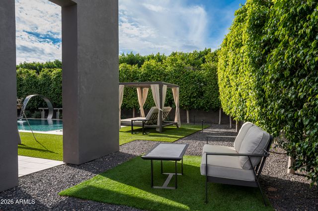 6917 E CACTUS WREN Road, Paradise Valley, AZ 85253